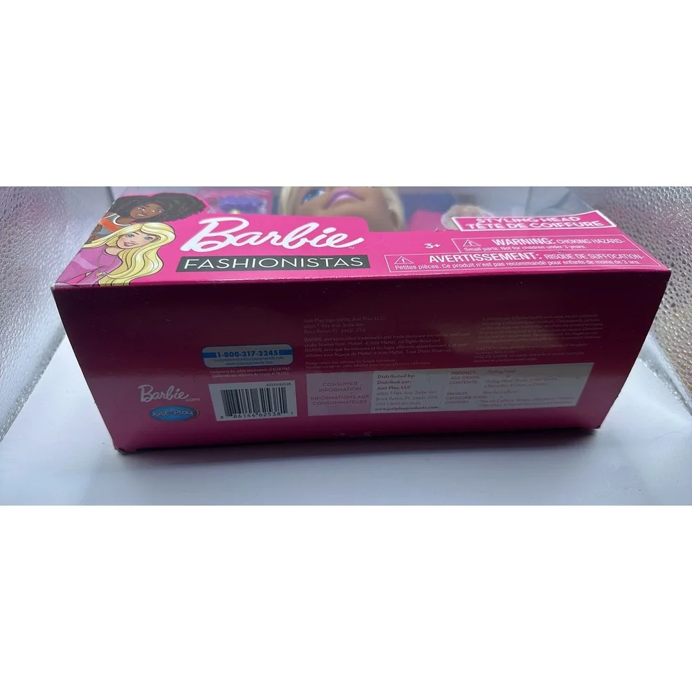 NEW Barbie Fashionistas Styling Head 20 Piece Hair Play Set Blonde Hair Pink